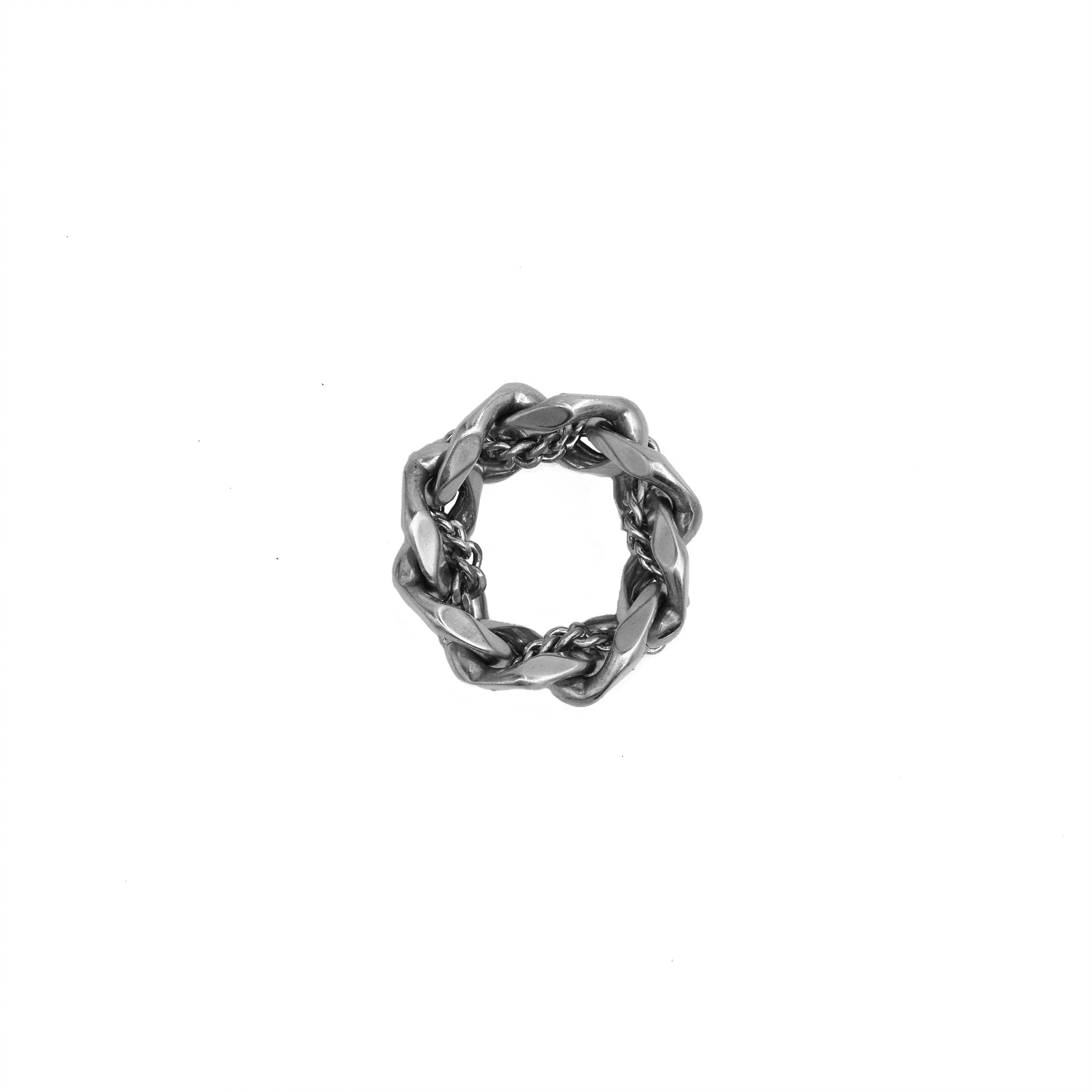 Curb Chain Ring X2 | Curb Chain Ring | Maŕa Peralta Studio