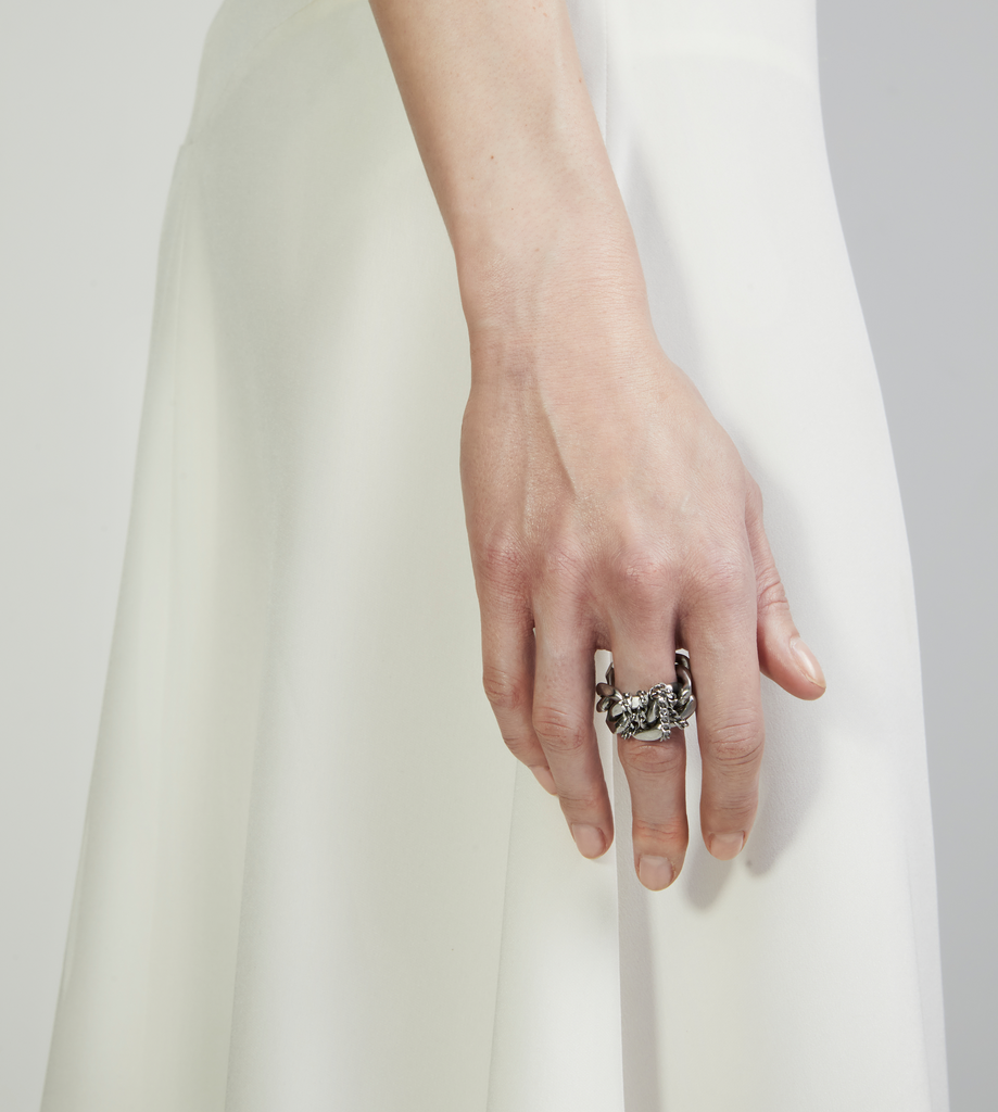 Knotted Curb Chain Ring | Curb Chain Ring | Maŕa Peralta Studio