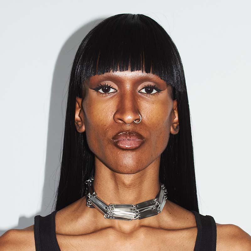 Linear Stacked Plate Choker | Plate Choker | Maŕa Peralta Studio