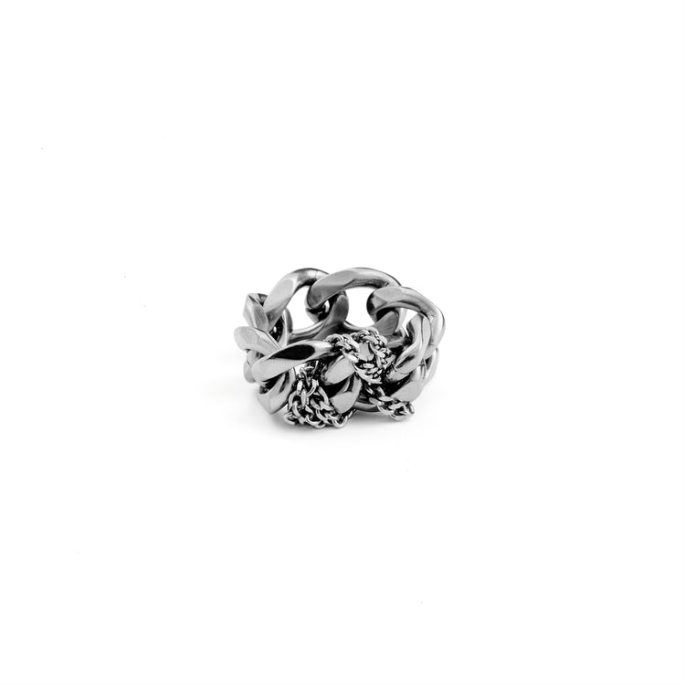 Knotted Curb Chain Ring | Curb Chain Ring | Maŕa Peralta Studio